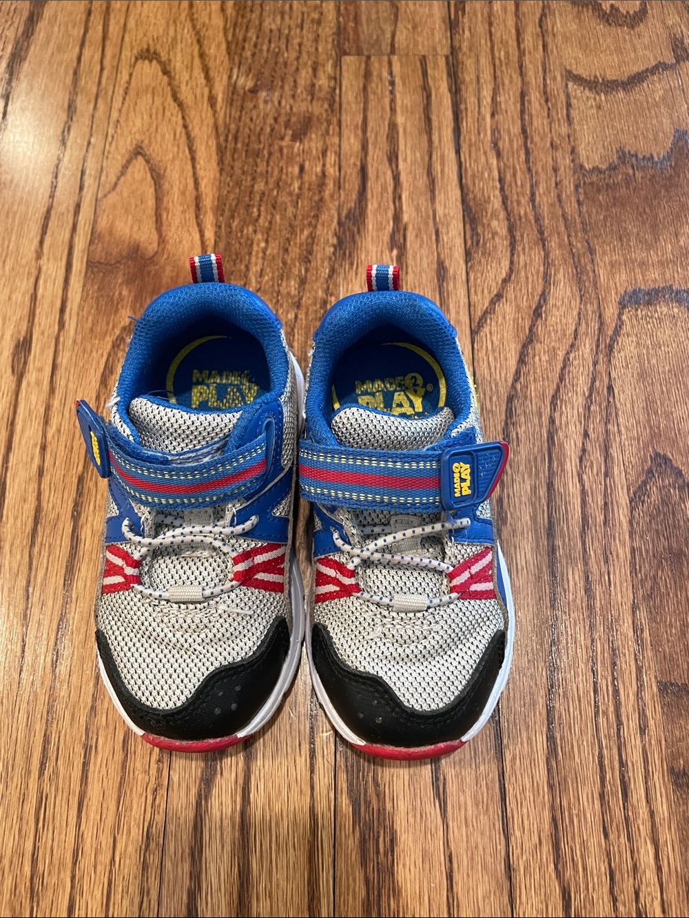 Stride Rite size 7W toddler shoes
